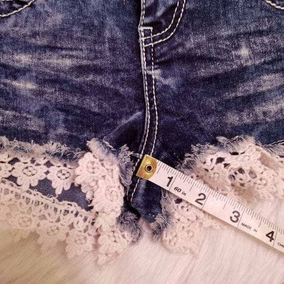 Acid Wash Jean Shorts with Lace Trim - Picture 6 of 7